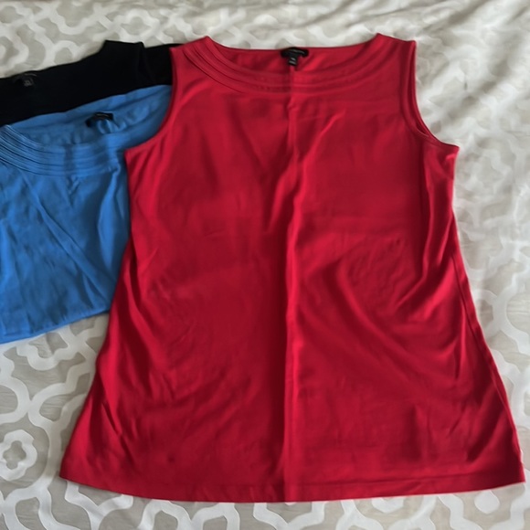3 Talbots tanks/sleeveless - Picture 2 of 3